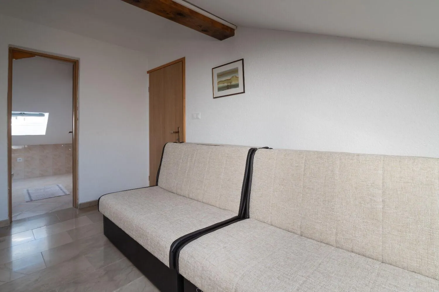 Apartments Tiho Preko